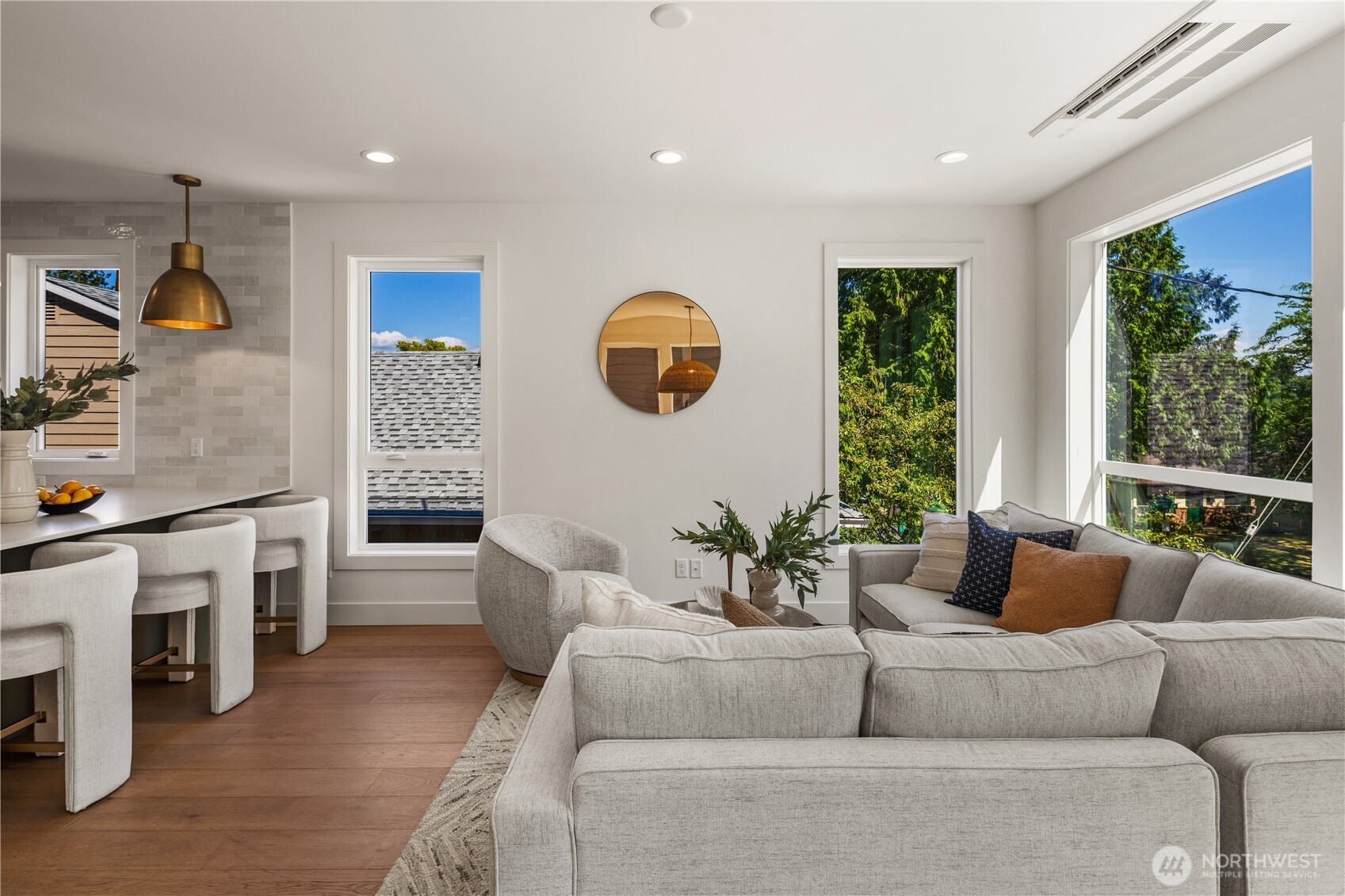 2618 E Roy Street, Seattle, WA 98112