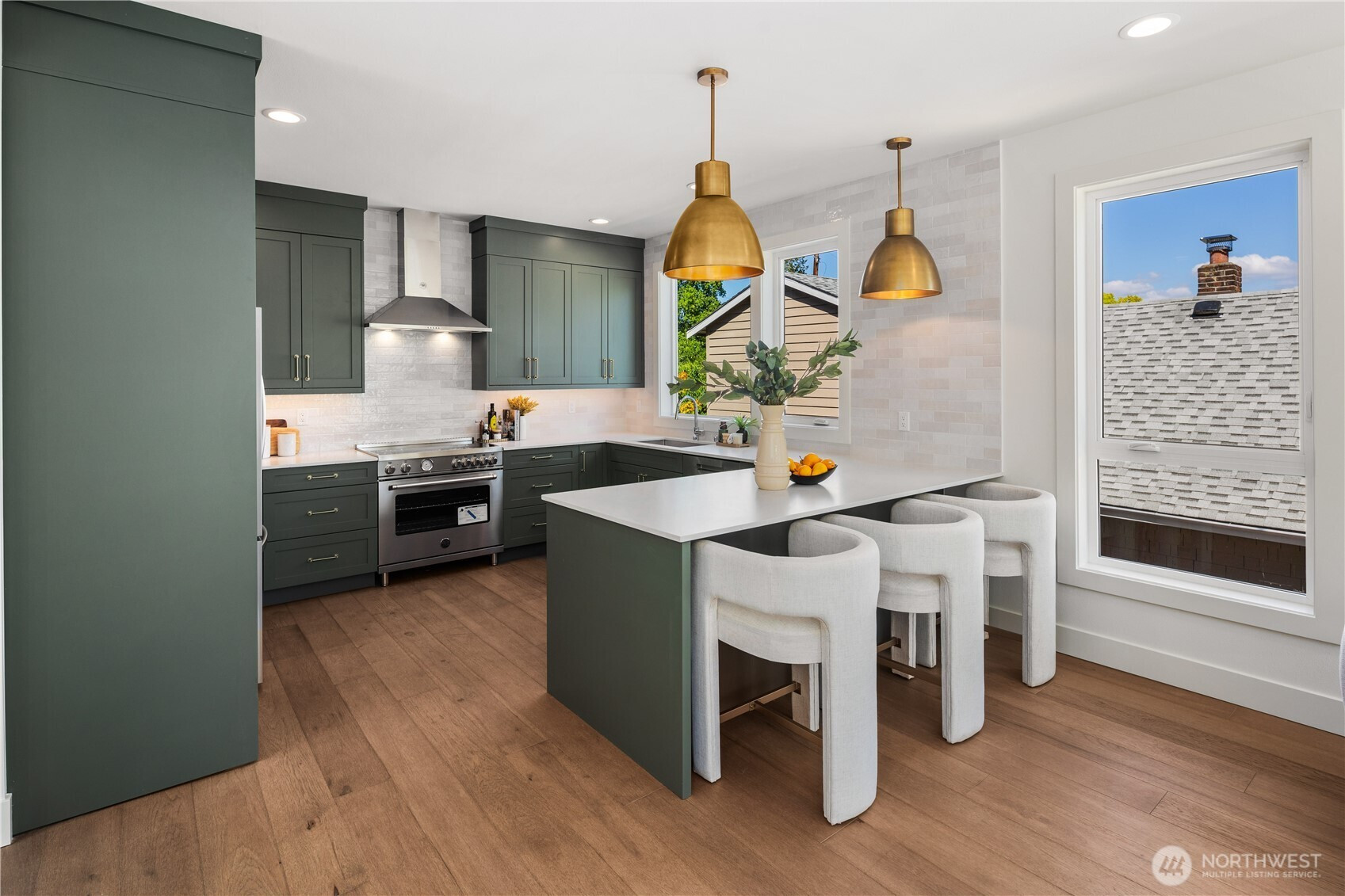 2618 E Roy Street, Seattle, WA 98112