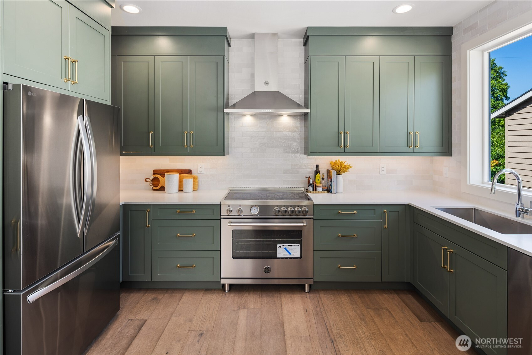 2618 E Roy Street, Seattle, WA 98112