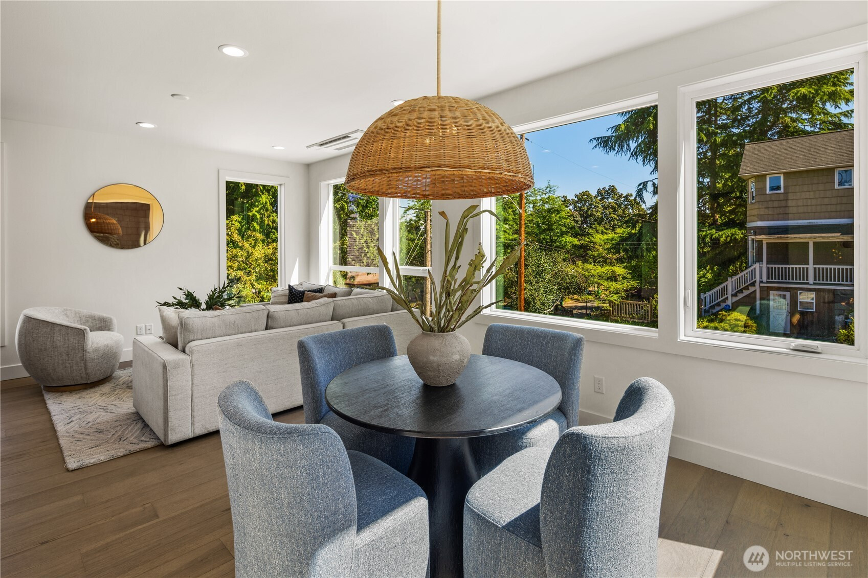 2618 E Roy Street, Seattle, WA 98112