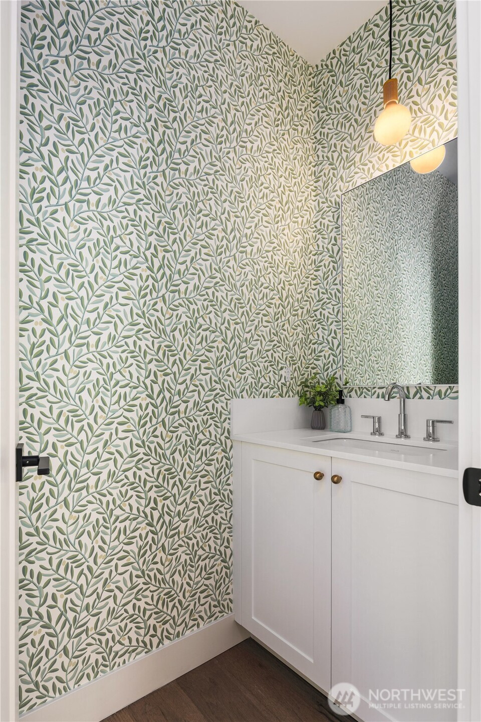 2618 E Roy Street, Seattle, WA 98112