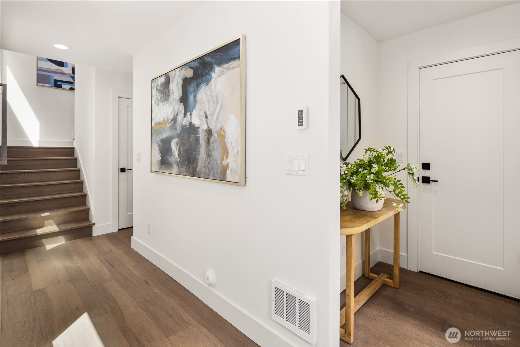 2618 E Roy Street, Seattle, WA 98112