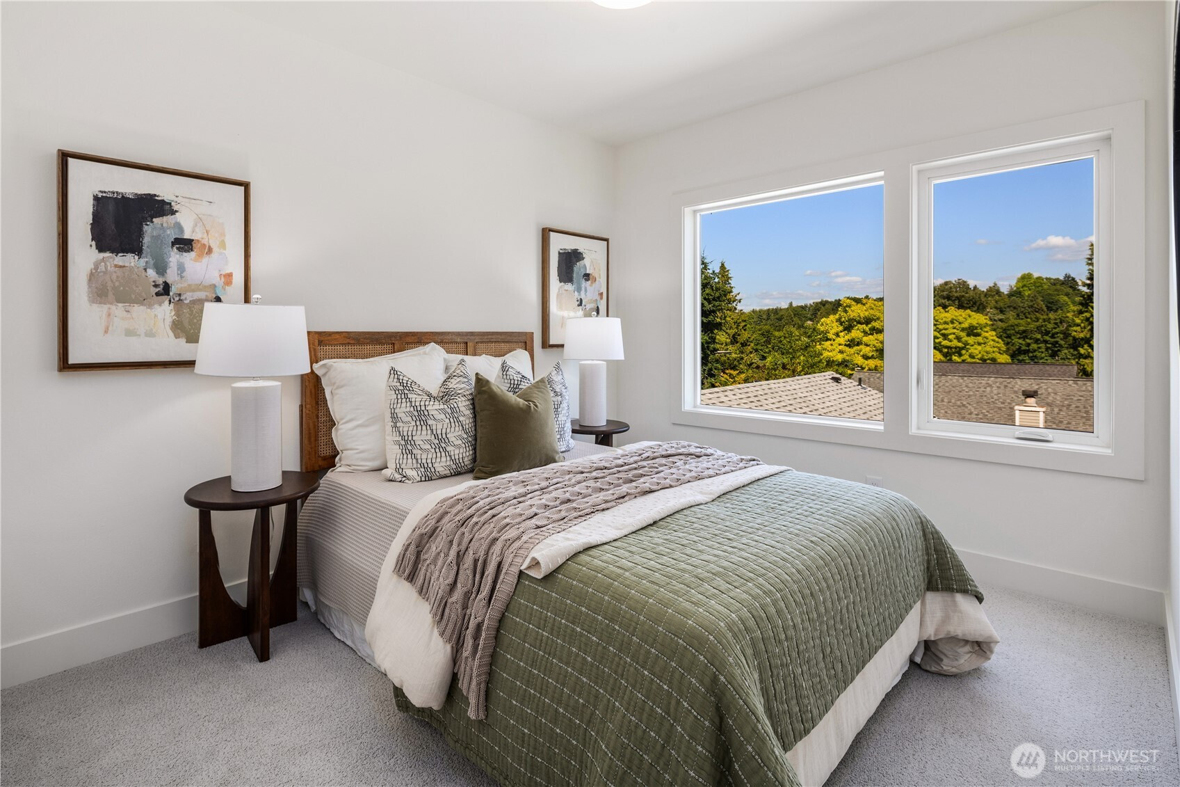 2618 E Roy Street, Seattle, WA 98112