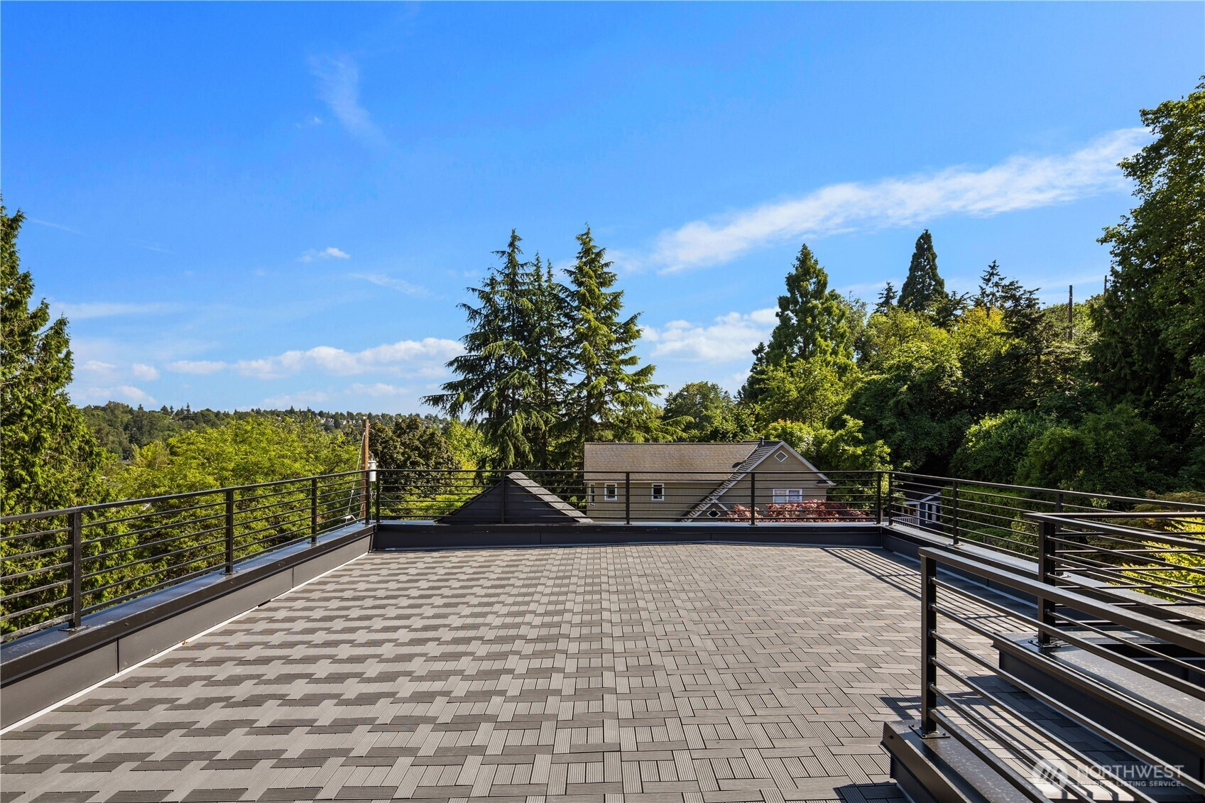 2618 E Roy Street, Seattle, WA 98112