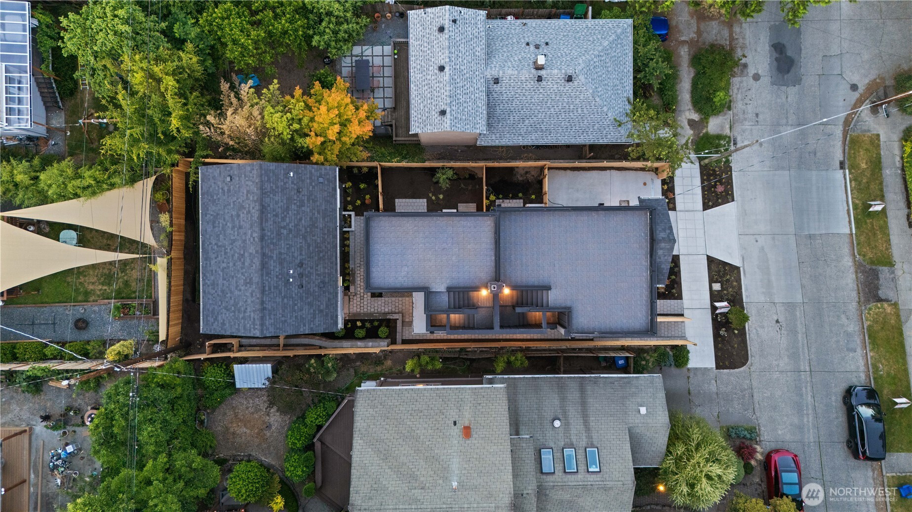 2618 E Roy Street, Seattle, WA 98112