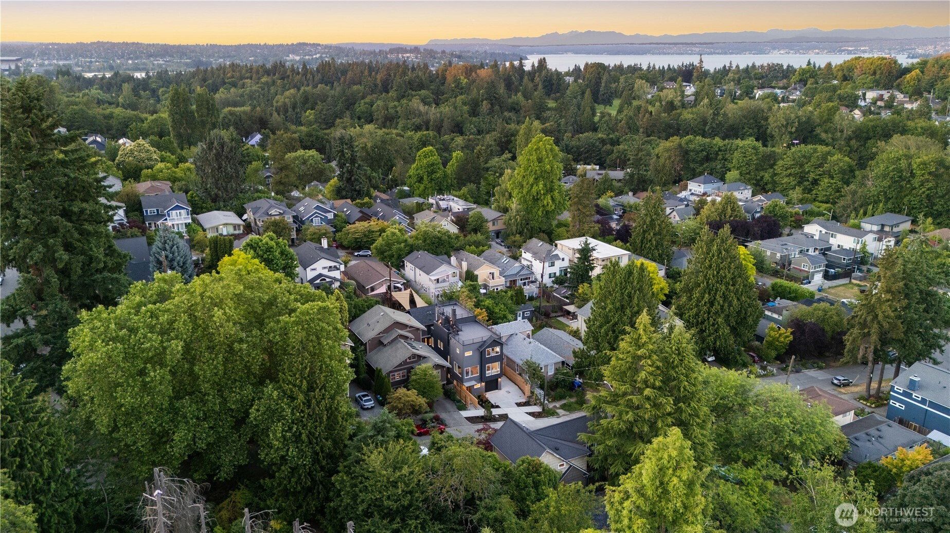 2618 E Roy Street, Seattle, WA 98112