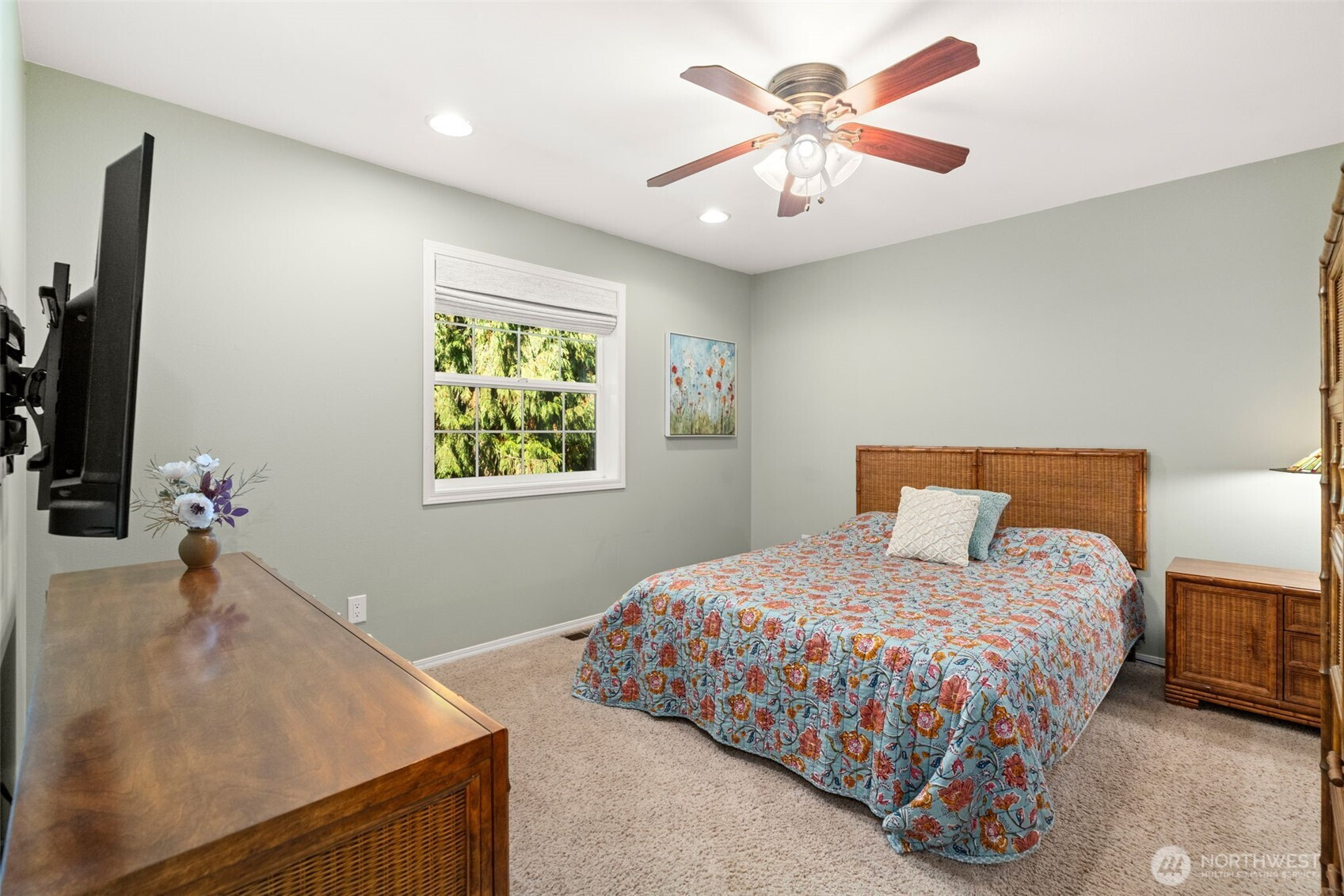 9712 41st Avenue NW, Gig Harbor, WA 98332