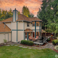 9712 41st Avenue NW, Gig Harbor, WA 98332