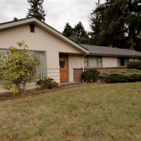 2105 100th Avenue NE, Bellevue, WA 98004