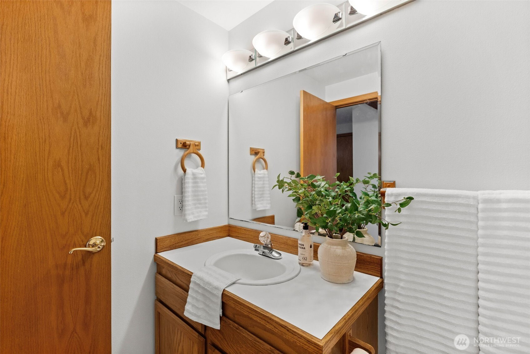 6643 Richards Avenue SE, Port Orchard, WA 98367