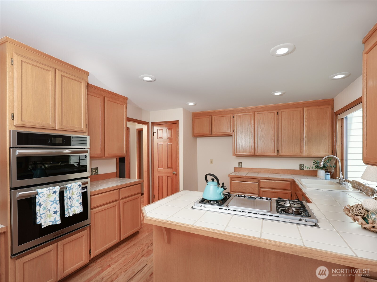 10705 57th Place W, Mukilteo, WA 98275