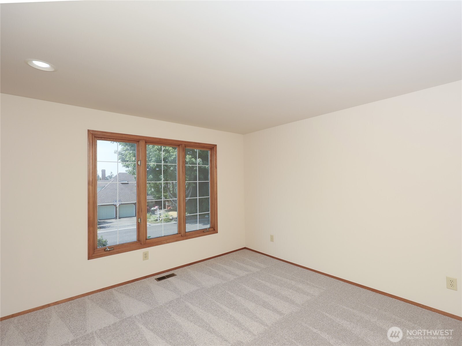 10705 57th Place W, Mukilteo, WA 98275