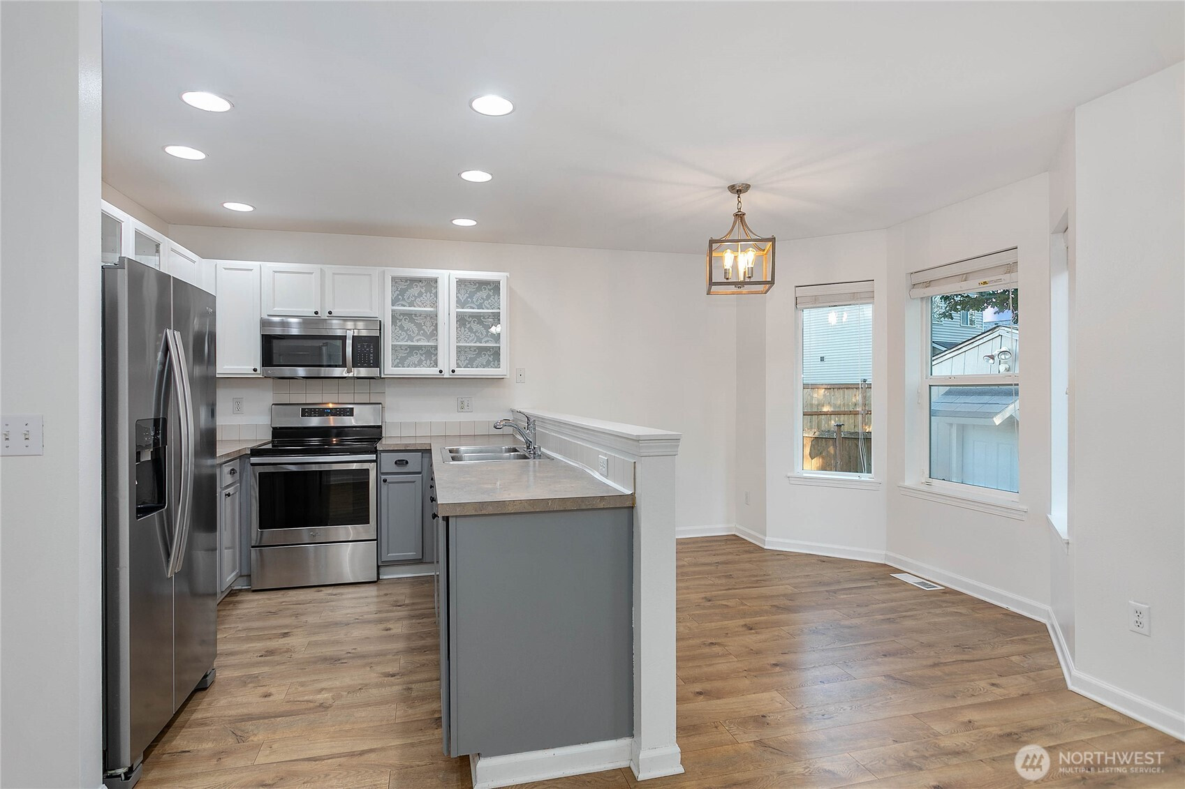 3310 Rosewood Street, Mount Vernon, WA 98273