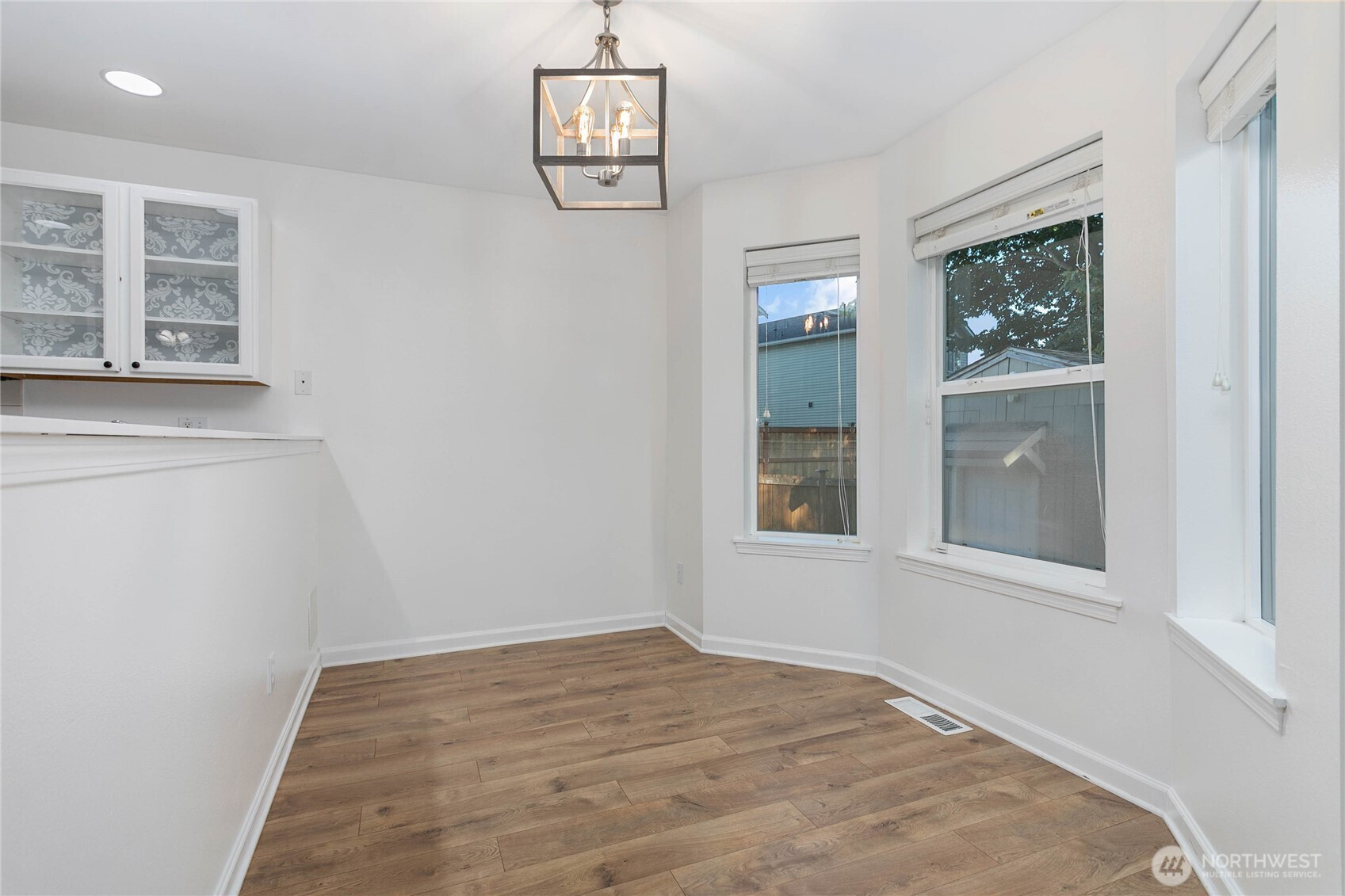 3310 Rosewood Street, Mount Vernon, WA 98273