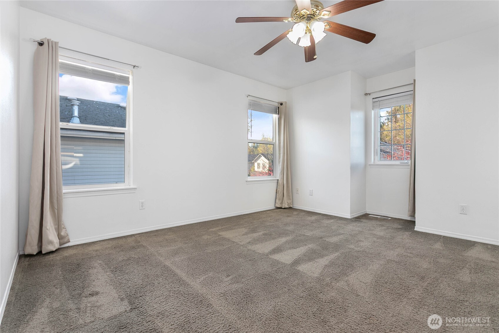 3310 Rosewood Street, Mount Vernon, WA 98273