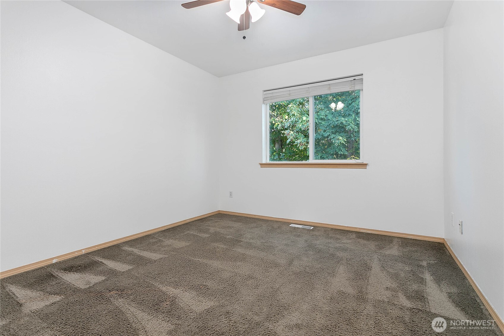 3310 Rosewood Street, Mount Vernon, WA 98273