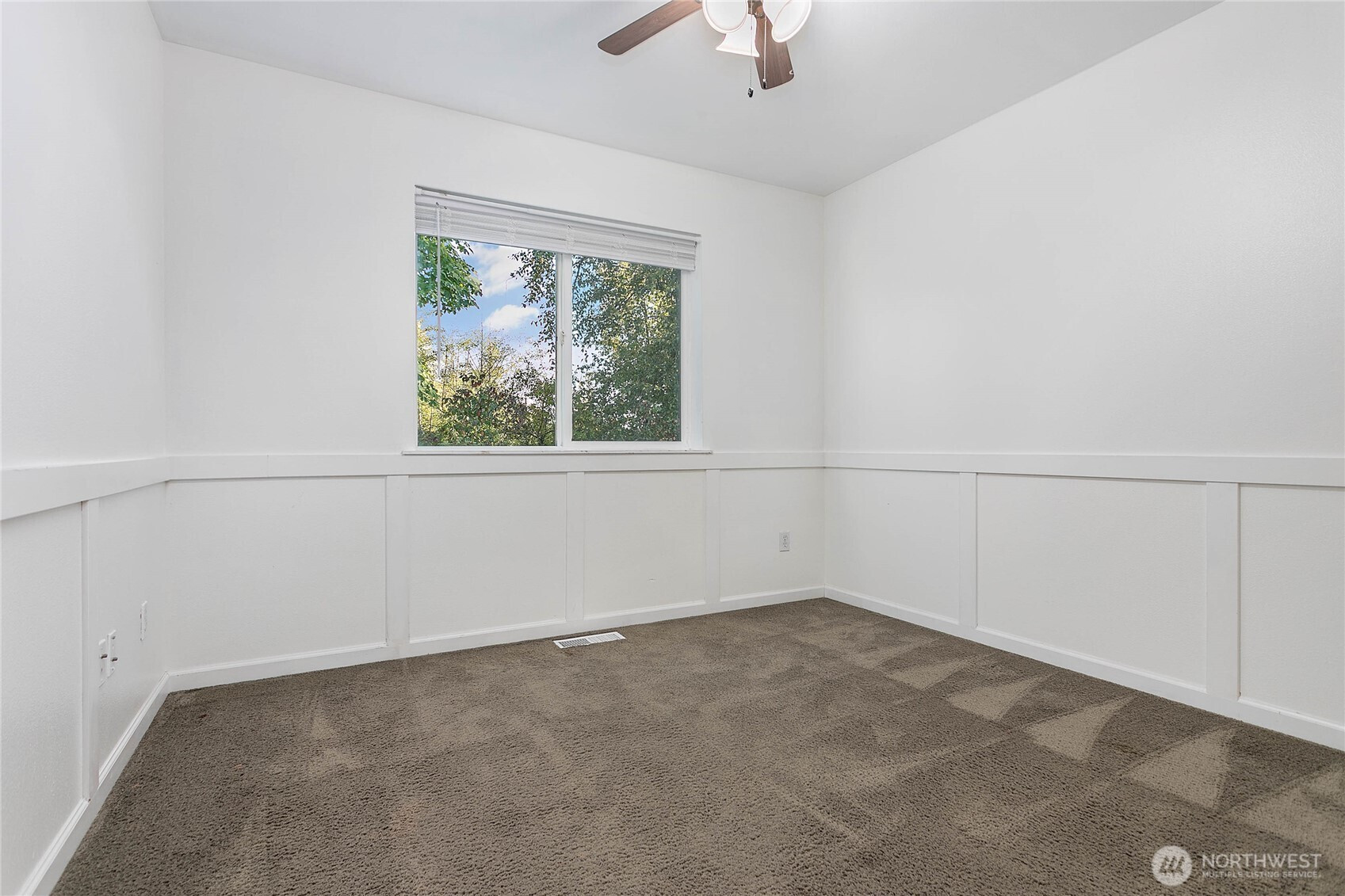 3310 Rosewood Street, Mount Vernon, WA 98273