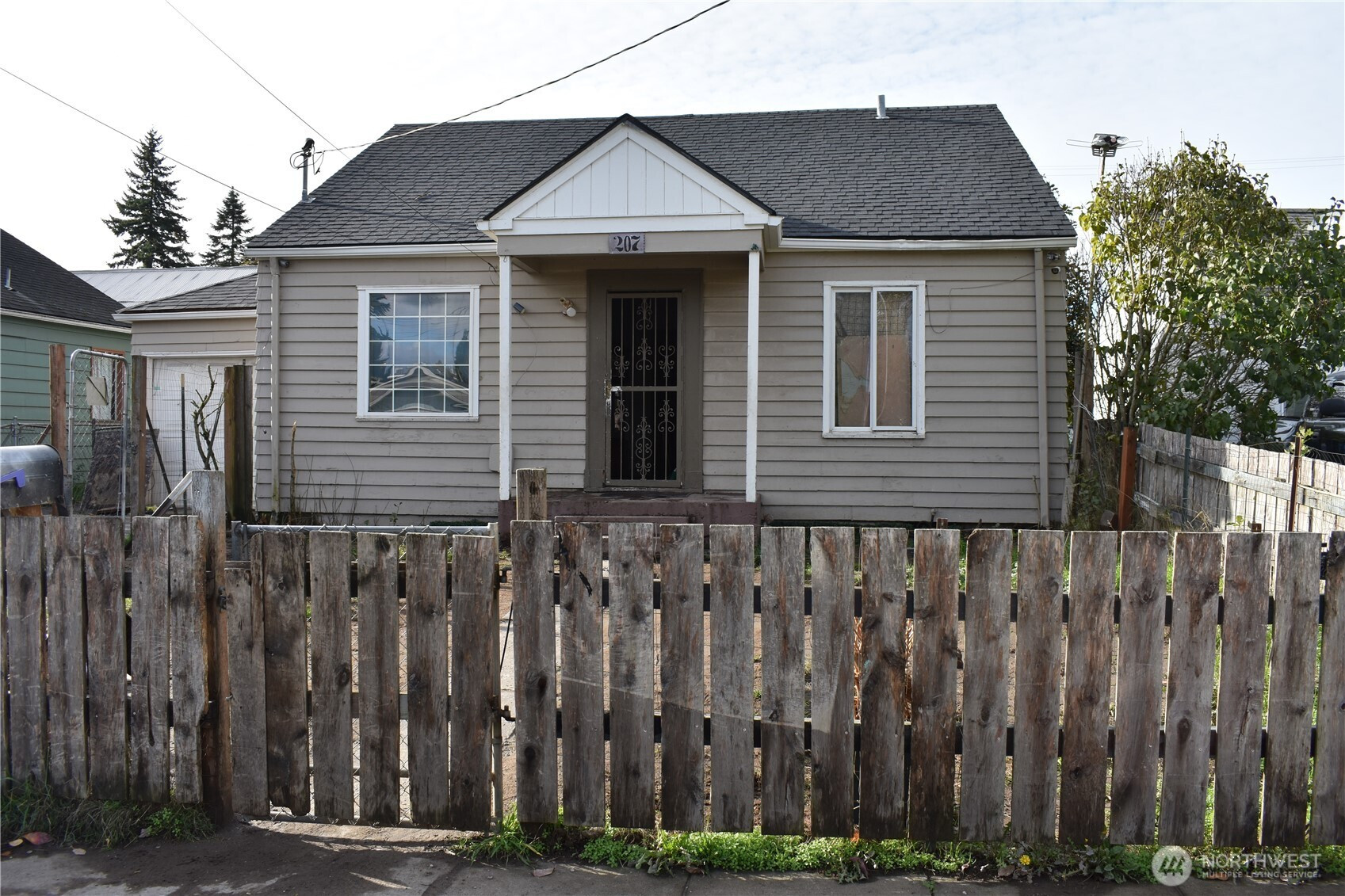 207 SW 4th Avenue, Kelso, WA 98626