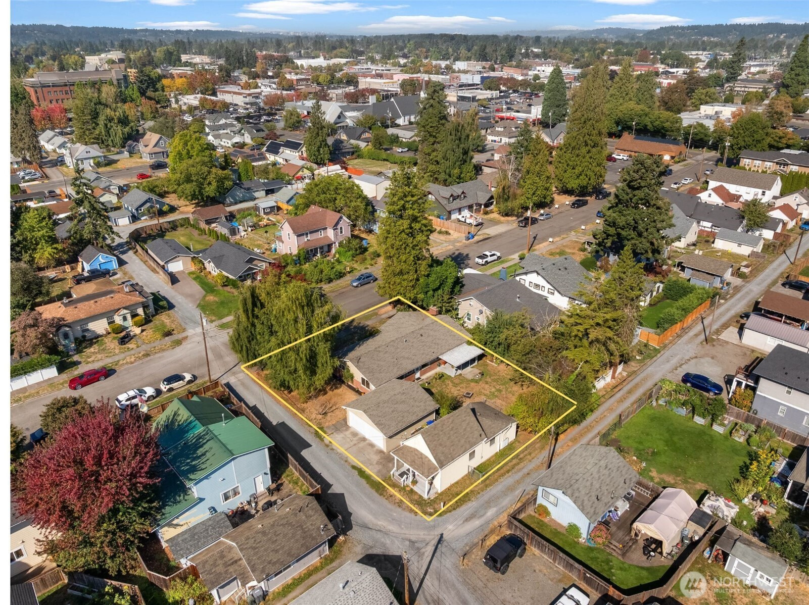 343 4th Street SE, Puyallup, WA 98372