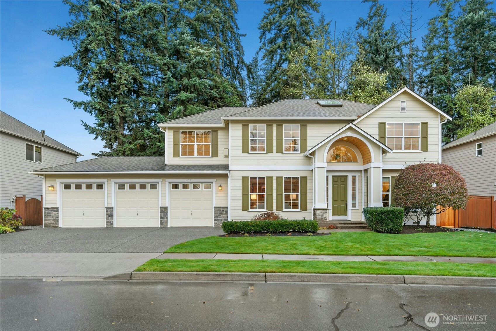 16924 31st Drive SE, Bothell, WA 98012