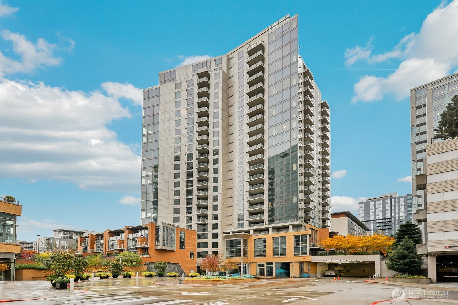 10650 NE 9th Place, Bellevue, WA 98004