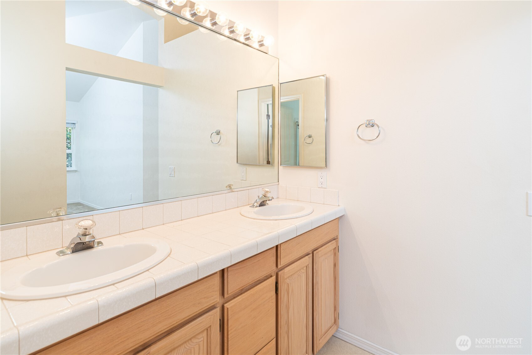 61 S Keel, Port Ludlow, WA 98365