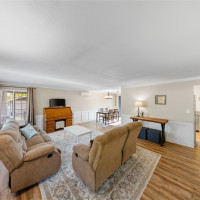 1372 Orchard Loop, Oak Harbor, WA 98277