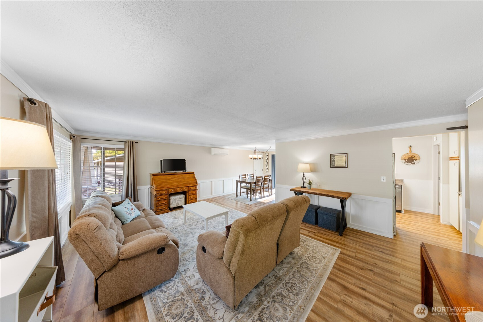 1372 Orchard Loop, Oak Harbor, WA 98277