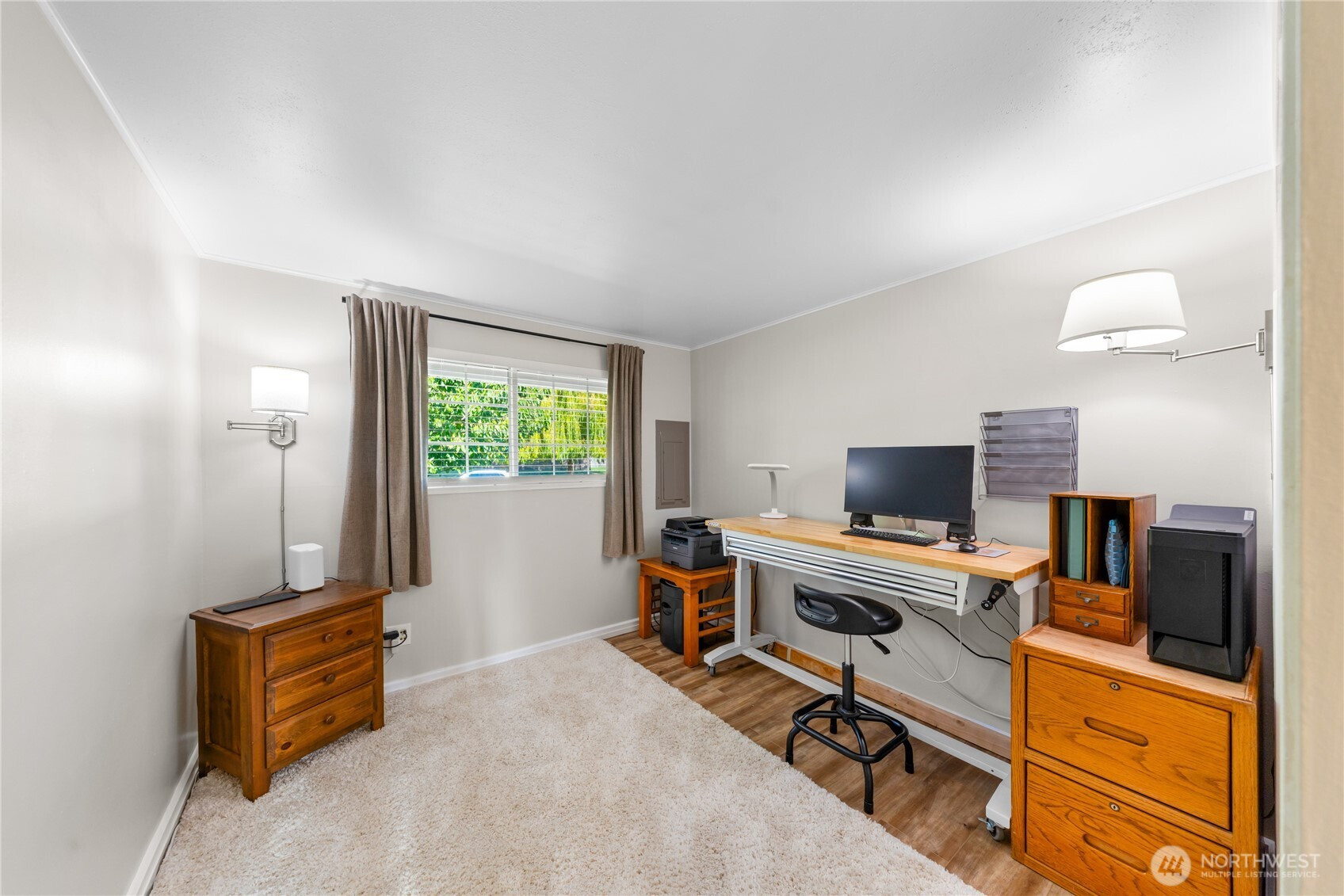 1372 Orchard Loop, Oak Harbor, WA 98277