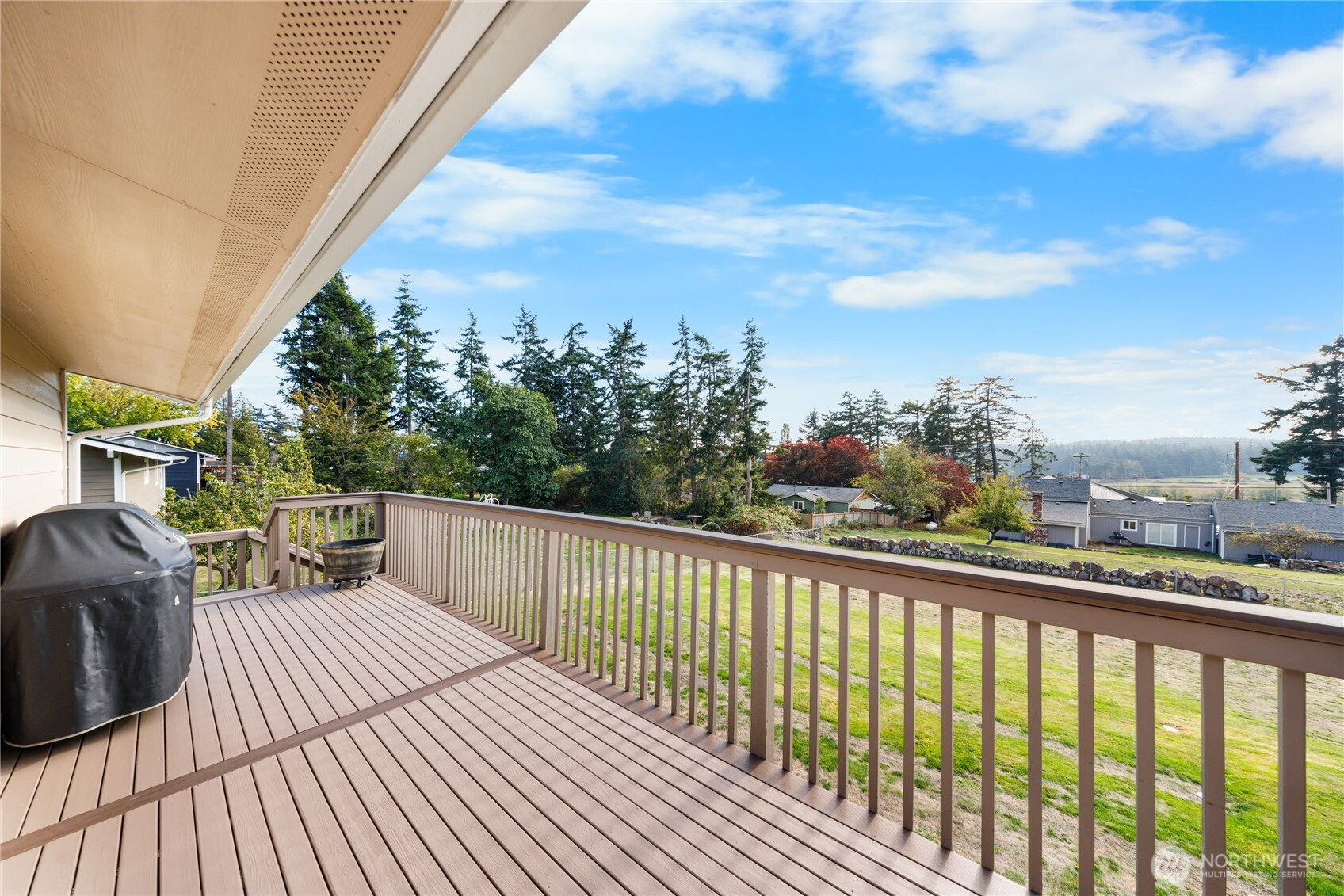 1372 Orchard Loop, Oak Harbor, WA 98277