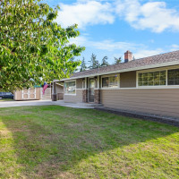 1372 Orchard Loop, Oak Harbor, WA 98277