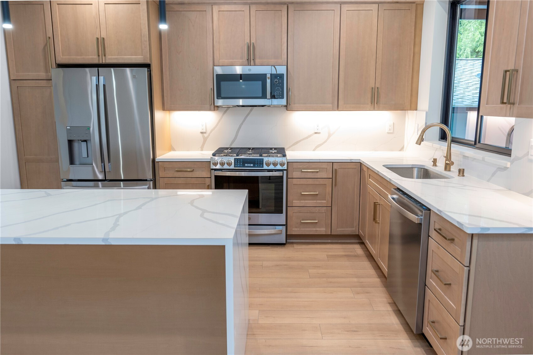 9080 Seamist Lane, Blaine, WA 98230