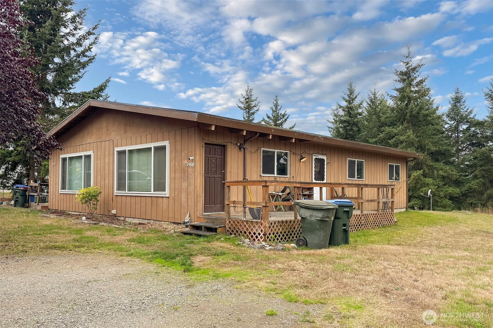 3908 Fairmount Avenue, Port Angeles, WA 98363