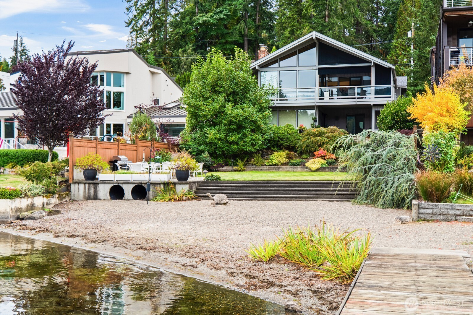 2860 W Lake Sammamish Parkway NE, Redmond, WA 98052