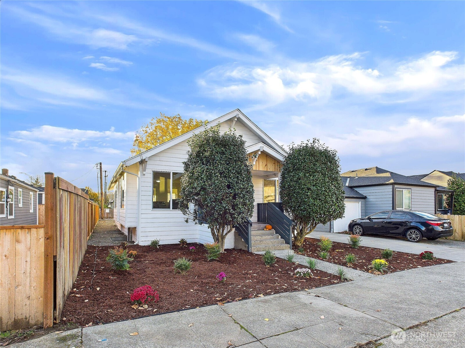 305 Meadow Avenue N, Renton, WA 98057