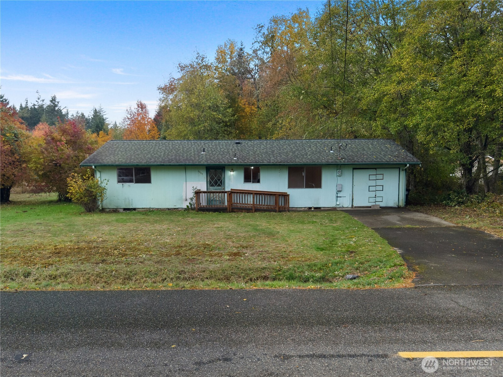 3325 Friendly Grove Road NE, Olympia, WA 98506