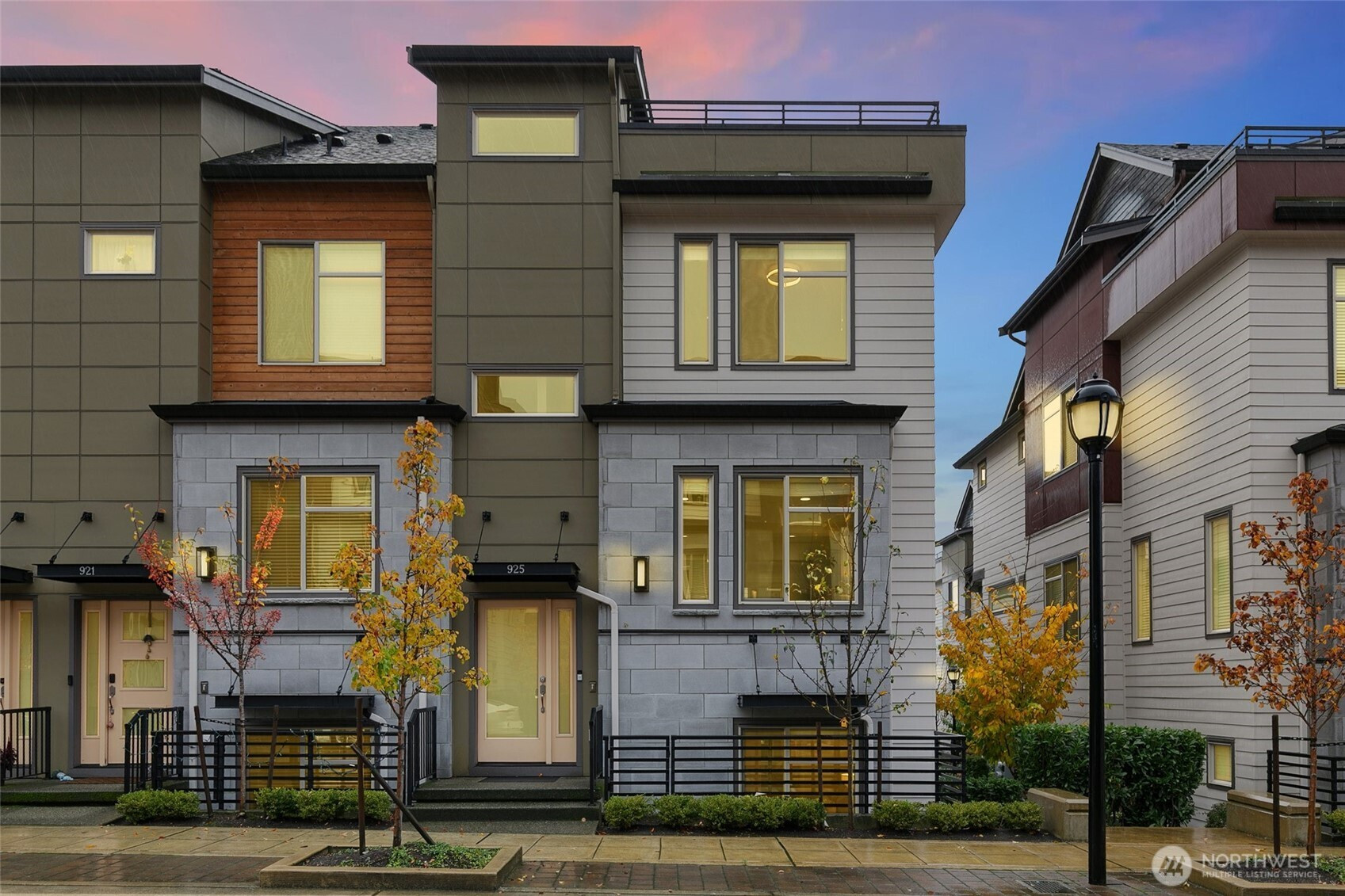 925 6th Avenue NE, Issaquah, WA 98029