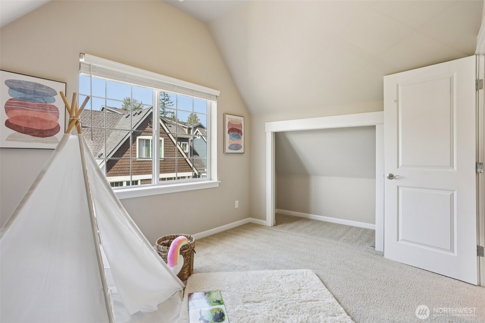 18329 44th Drive SE, Bothell, WA 98012