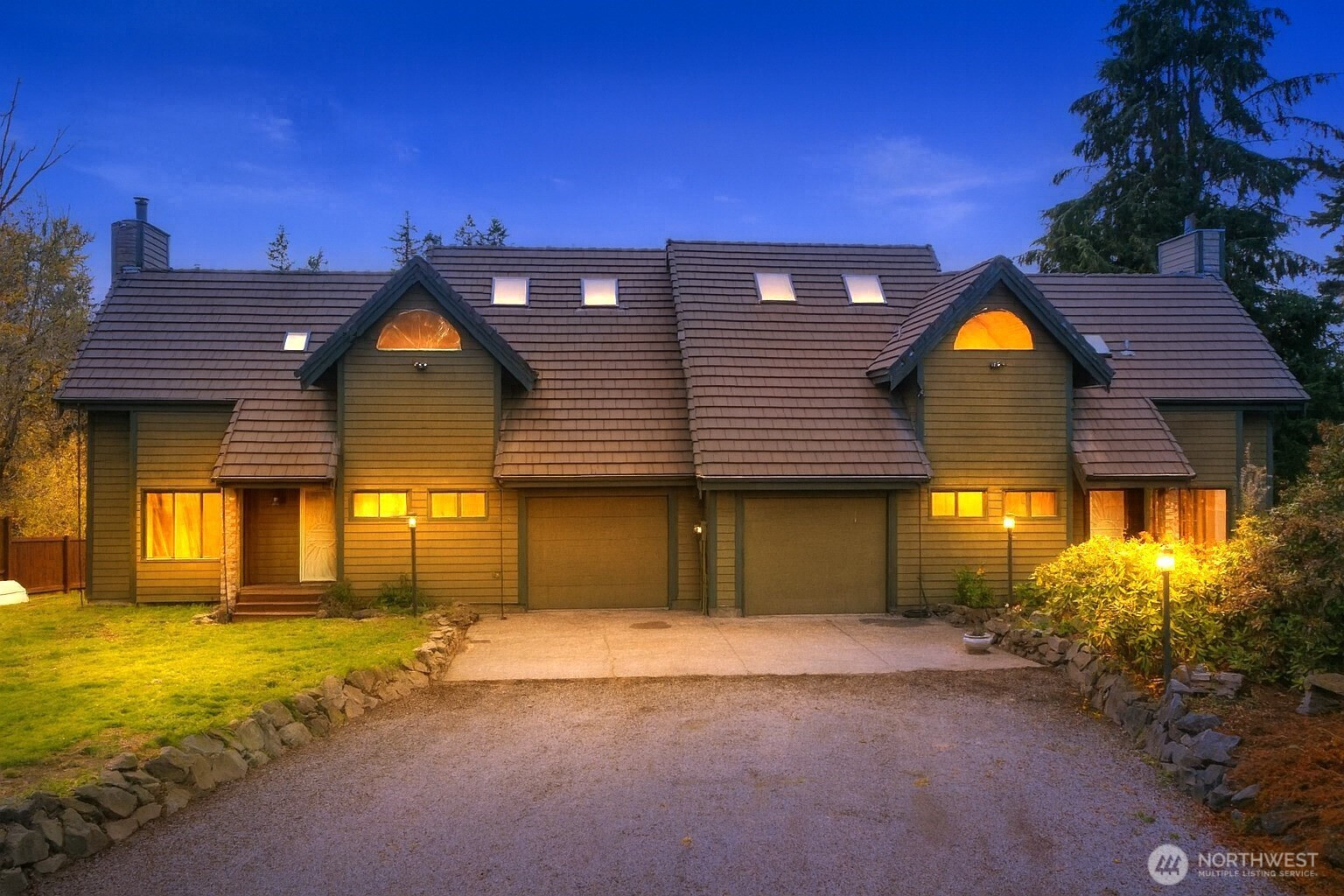 19513 6th Street Ct E, Lake Tapps, WA 98391