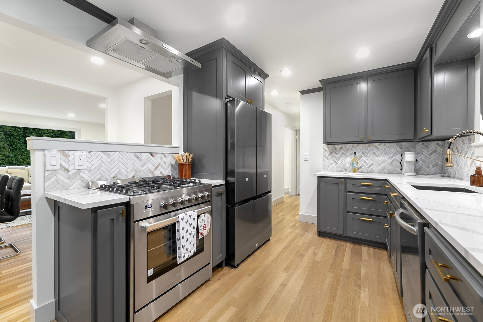 2356 N 130th Street, Seattle, WA 98125