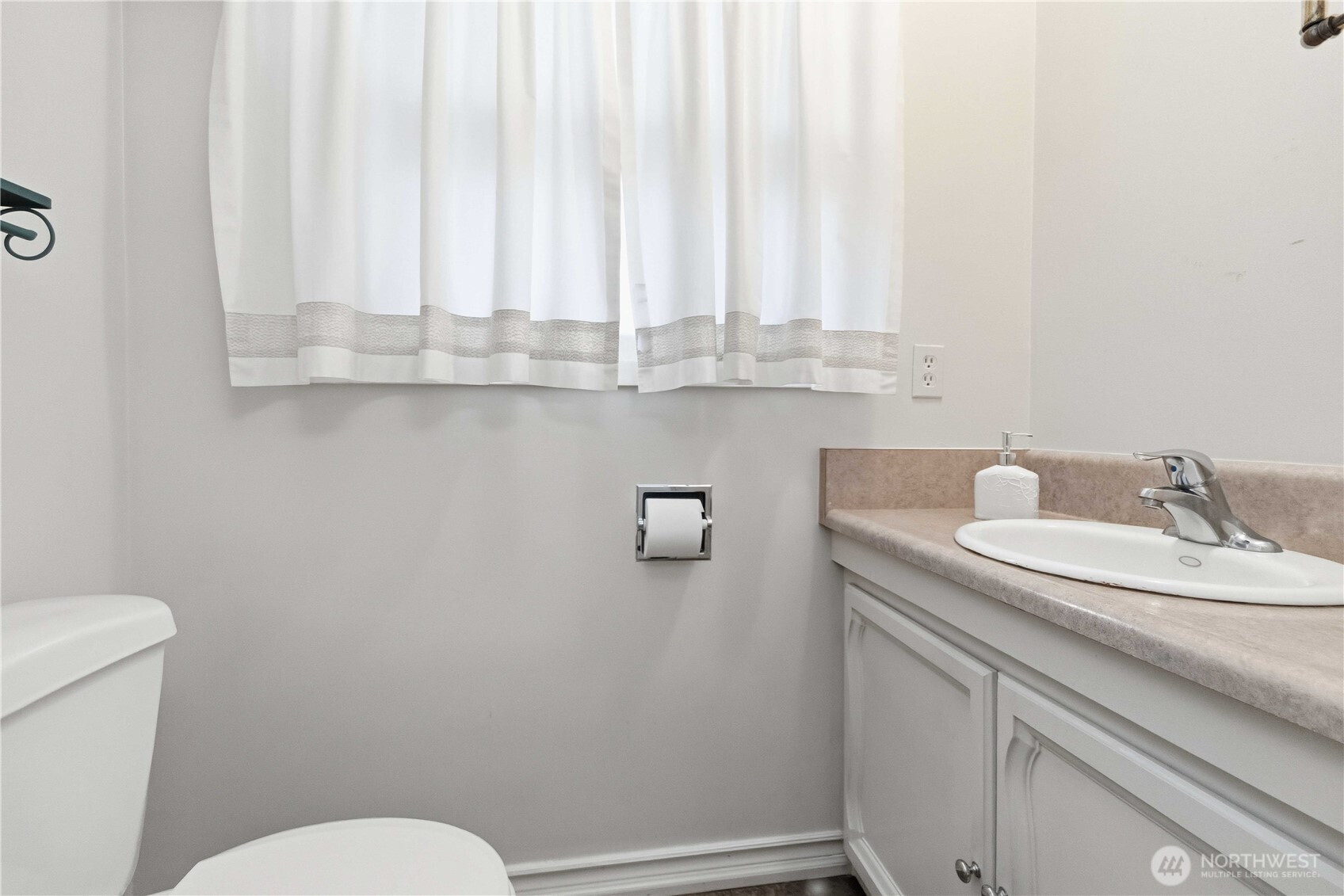 2930 Glenwood Drive, Longview, WA 98632