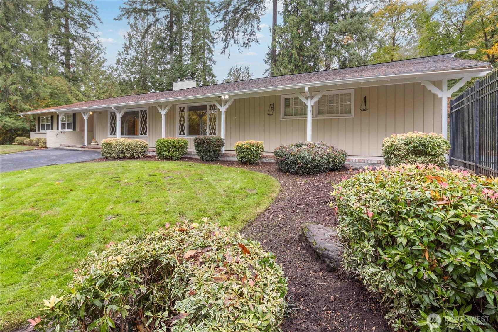 2930 Glenwood Drive, Longview, WA 98632