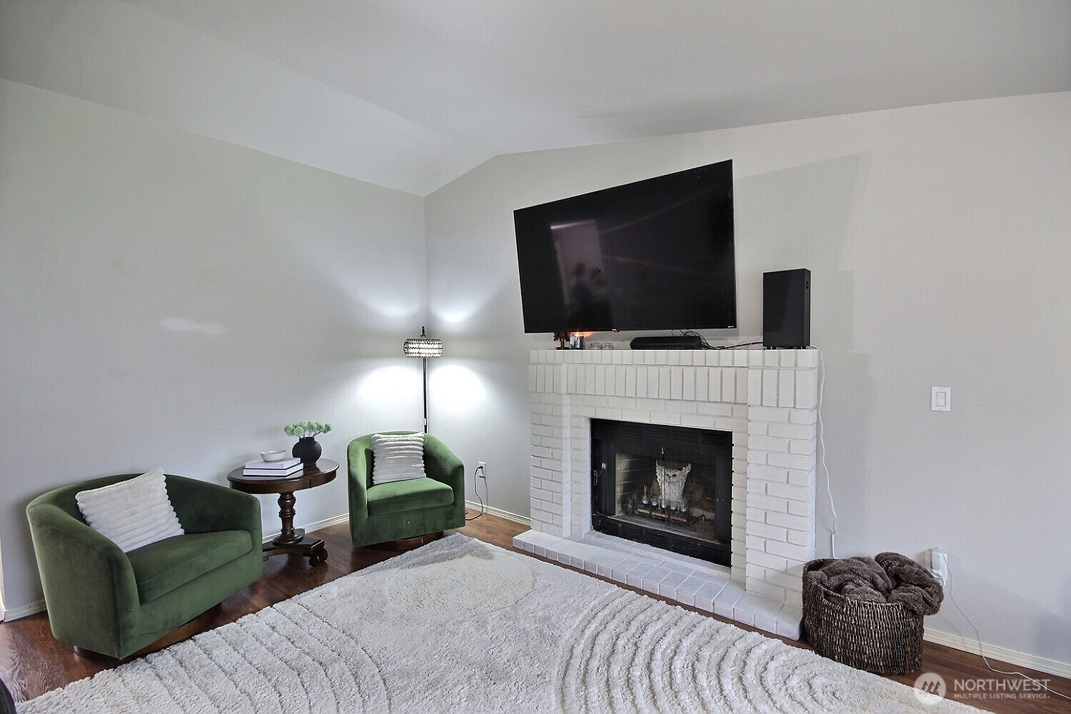 14512 2nd Avenue E, Tacoma, WA 98445