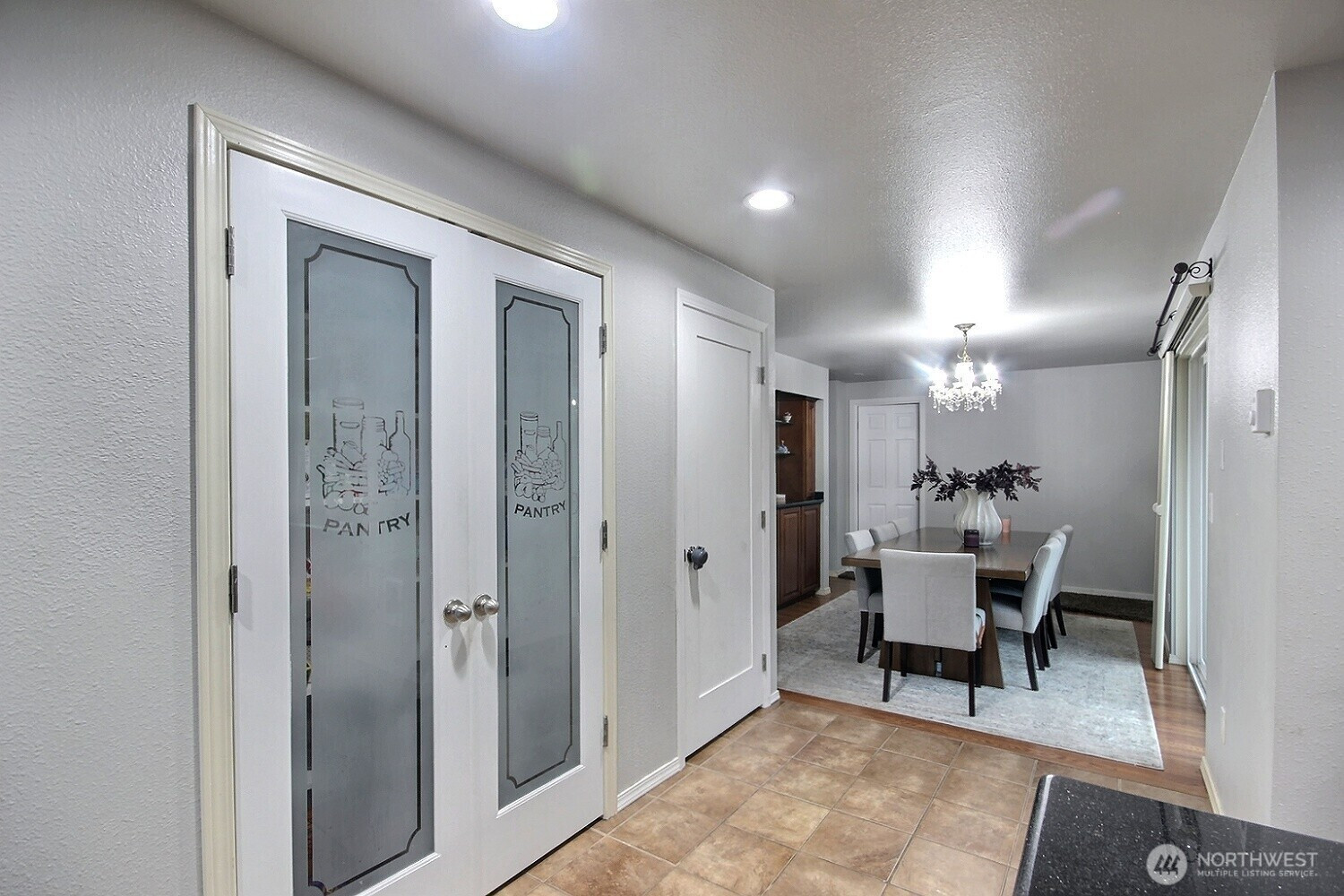 14512 2nd Avenue E, Tacoma, WA 98445