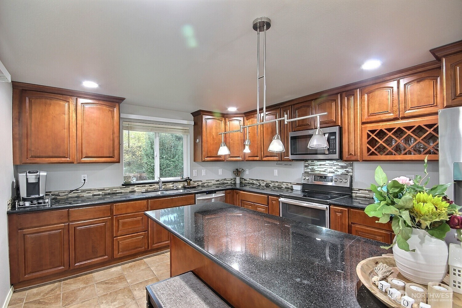 14512 2nd Avenue E, Tacoma, WA 98445