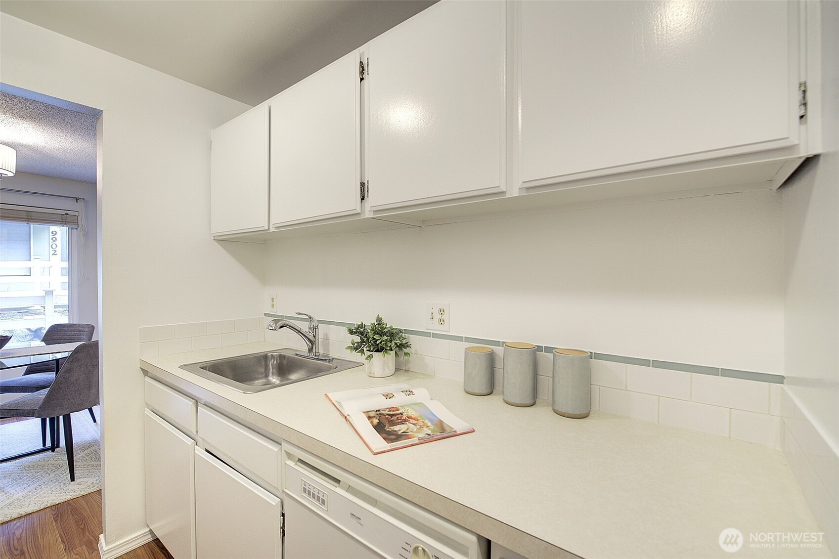 9900 NE 124th Street, Kirkland, WA 98034