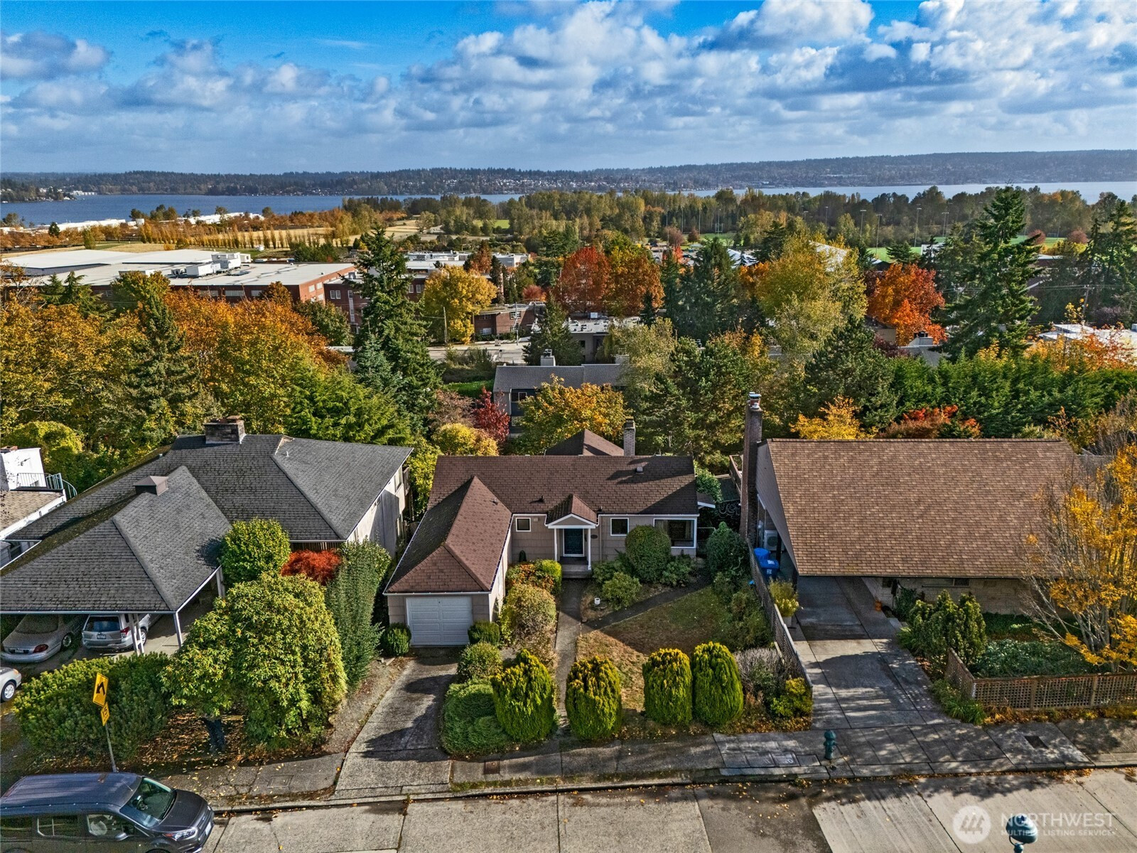 7332 58th Avenue NE, Seattle, WA 98115