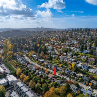 7332 58th Avenue NE, Seattle, WA 98115