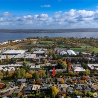 7332 58th Avenue NE, Seattle, WA 98115