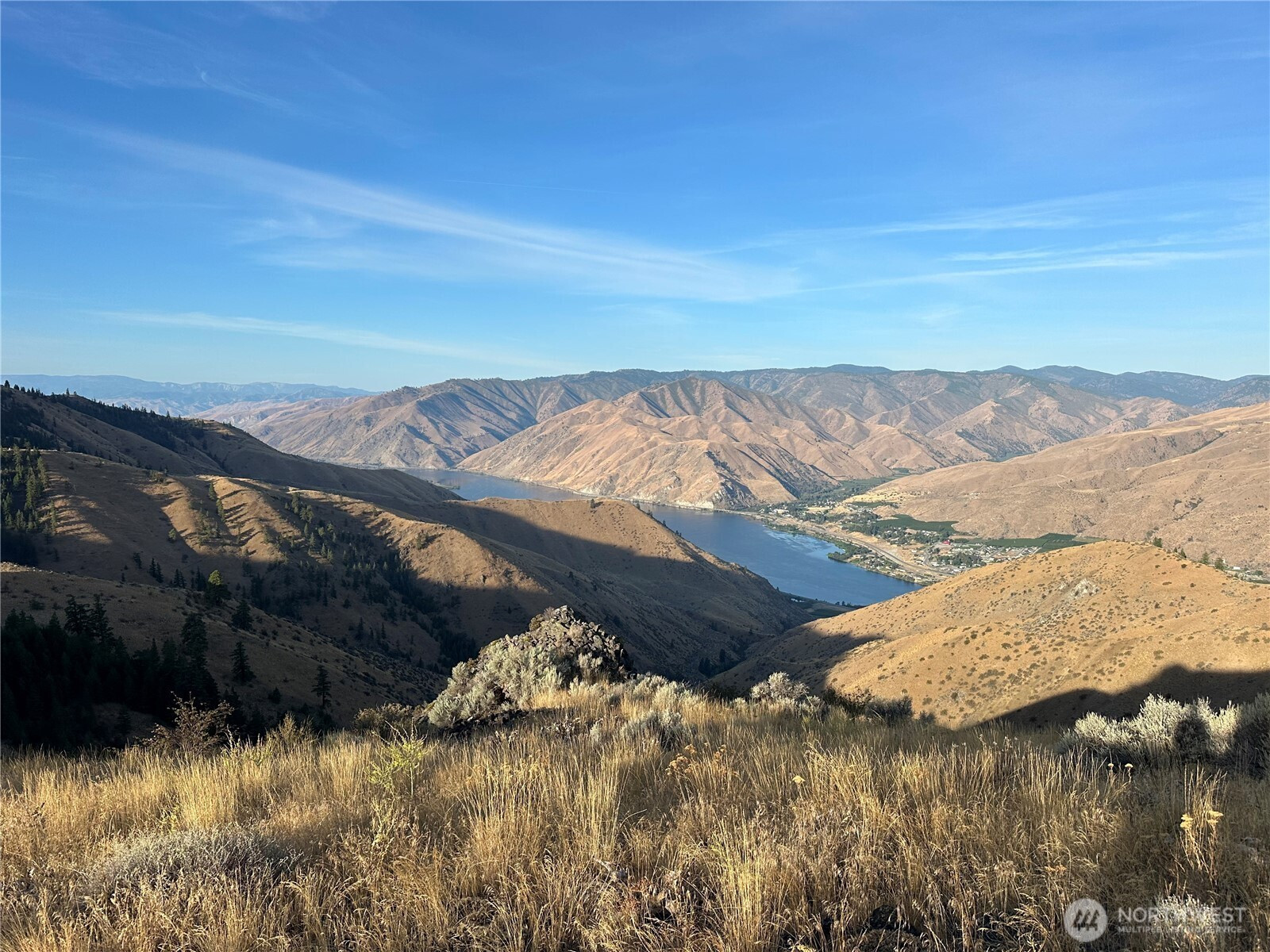 483 Road S NW, Waterville, WA 98858